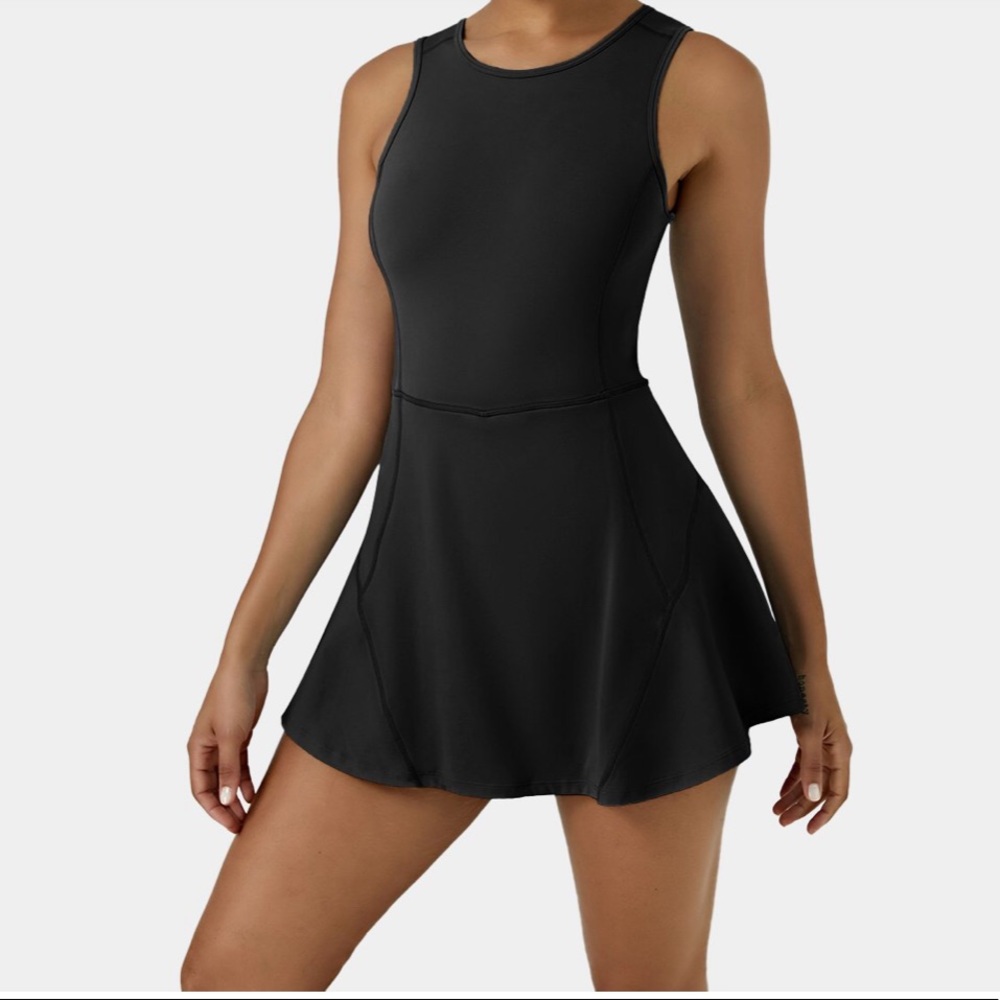 HALARA TENNIS DRESS WITH BUILT IN SHORT